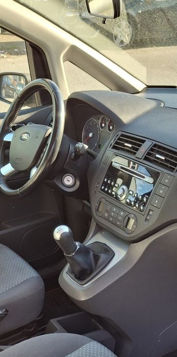 Форд фокус С-МАХ 
- Ста