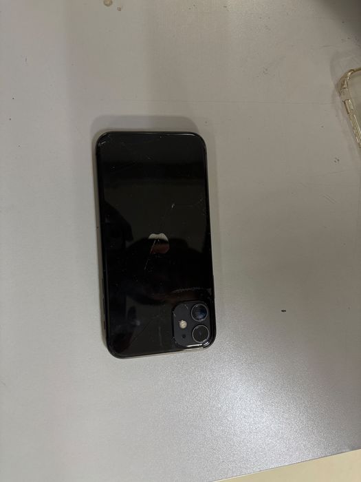 Iphone 11    128гб
