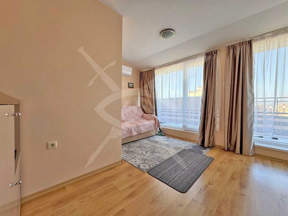 Продава се Ателие в к.к. Слънчев бряг - 37 кв.м за 1460 €/кв.м - Снимка #1
