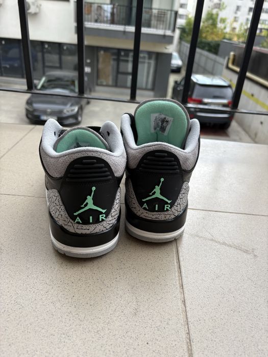Air Jordan 3 retro Green Glow