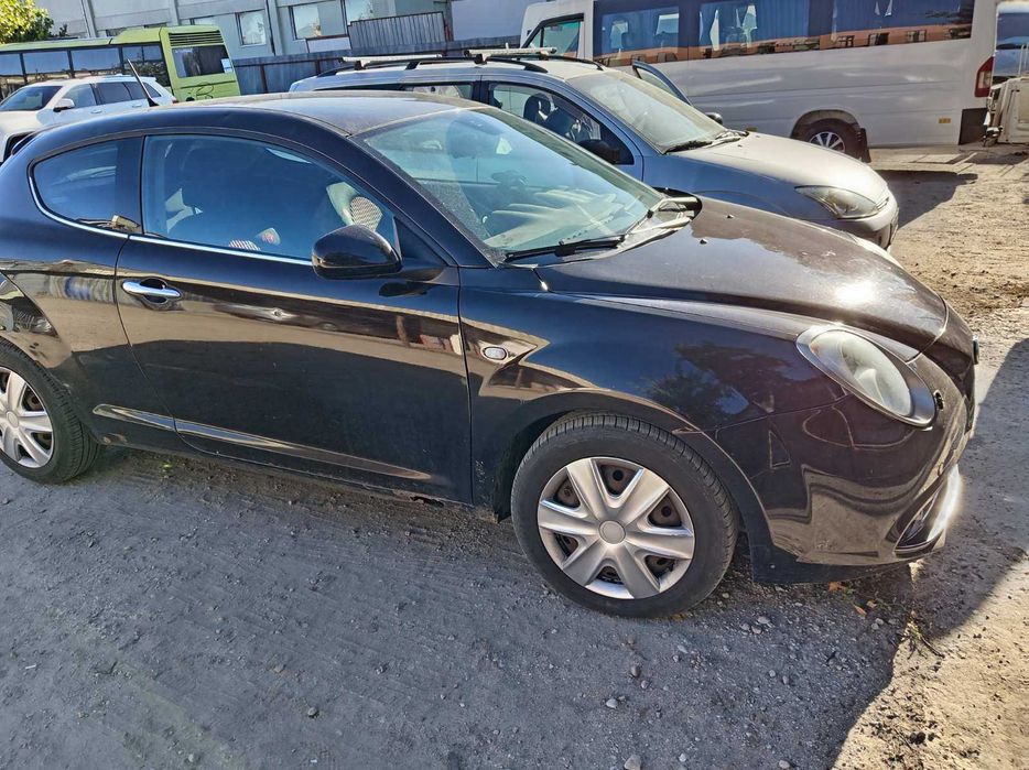 Alfa Romeo mito на части