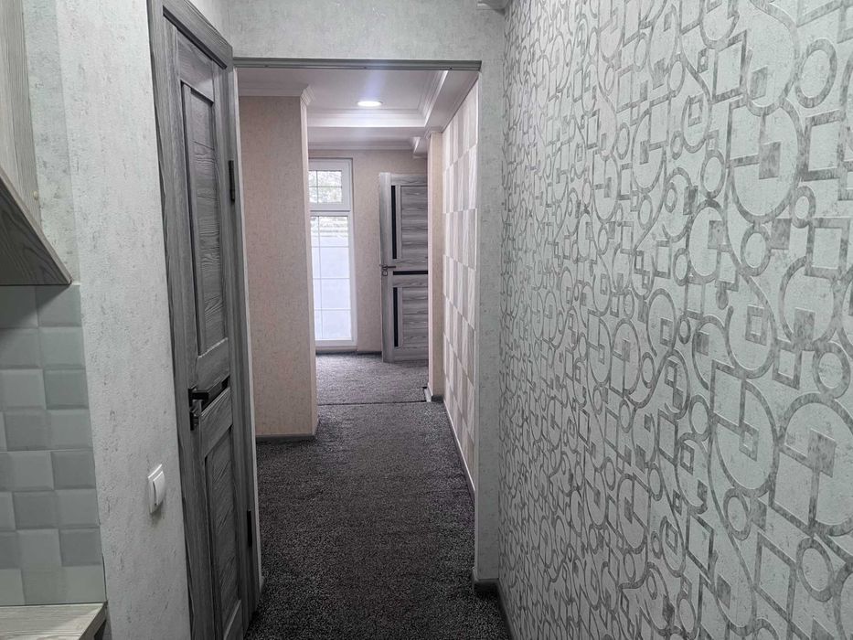 Arenda 2 xona 72m2 kvartira. Parkent bozor qarshisida offisga beriladi