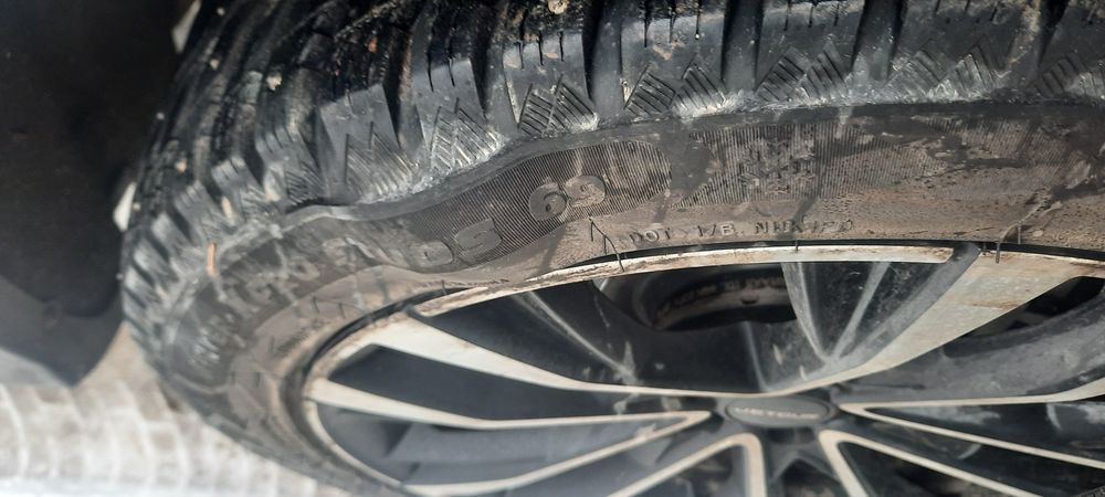 255 45 р 20 roadmarhc  вылезла грыжа