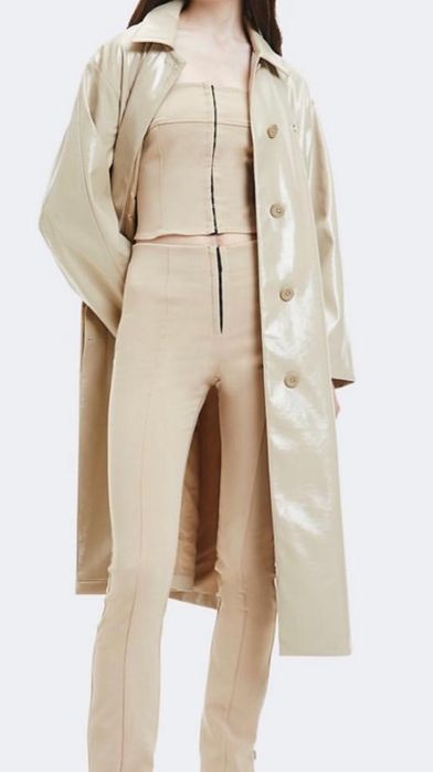 Плащ  от бренда Calvin Klein