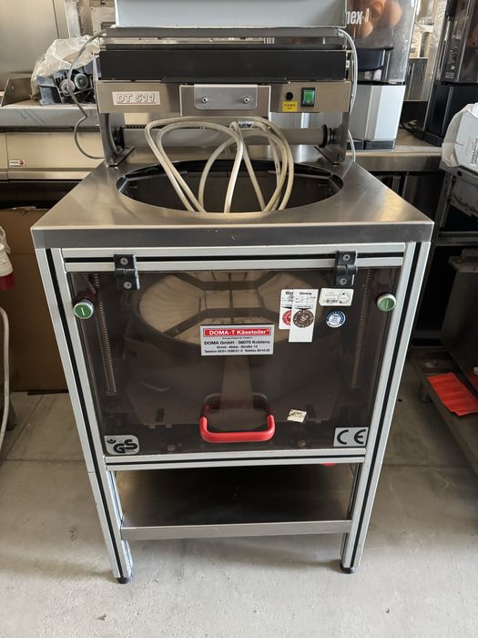 Немска машина за рязане на кашкавал/пити