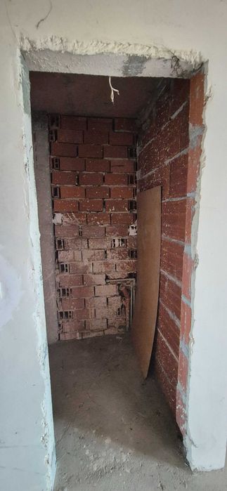 Продава се Тристаен апартамент в Ботевград - 117 кв.м за 13 €/кв.м - Снимка #12