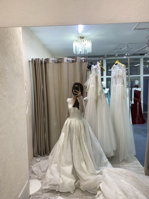 Свадебное платье