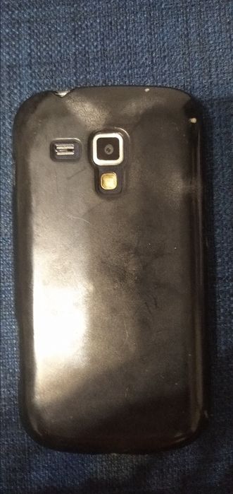 Продам телефон Samsung duos