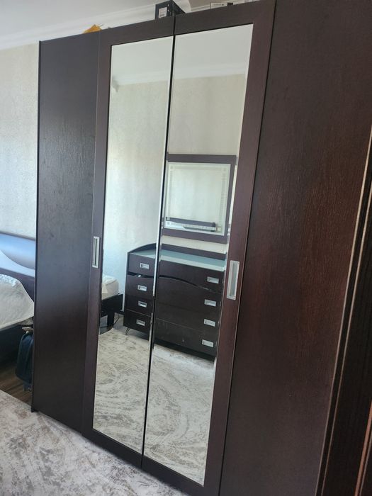 Спальный гарнитур