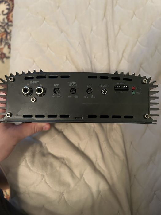 Усильтель на сабвуфер