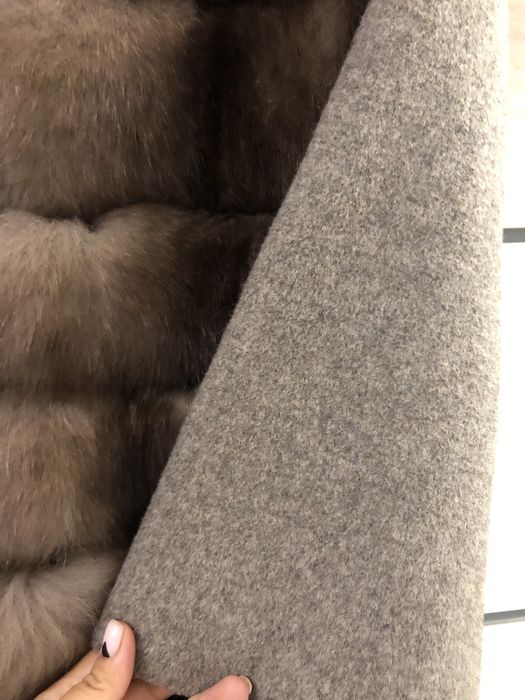 Кашемировое пальто с натуральным мехом.