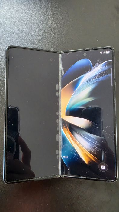 Samsung Galaxy Z Fold 4 512gb - Ecran Interior Defect - Piese/Reparație