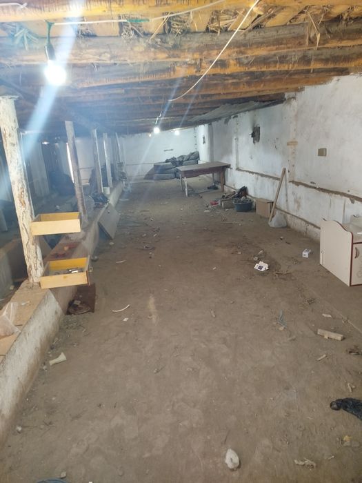 Ижарага ховли еш оилага.шароит яхши узок муддатга Склад цех ишлатса бу