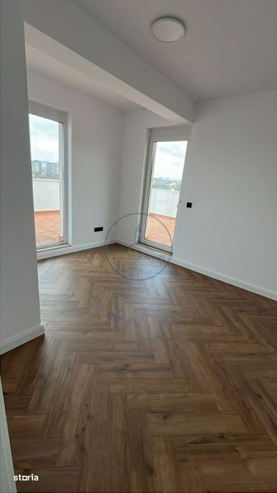 Penthouse de lux | 83 mp utili + terasa 117 mp | Etaj 3 cu lift | Zona