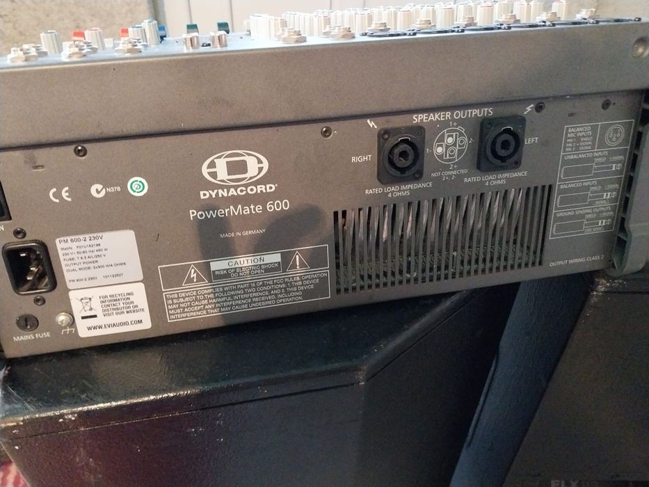 Vând dynacord 600-2 cu 2 boxe ev elx112 nr de telefon