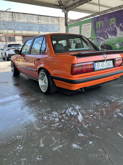 Bmw e30 324td automobil istoric
