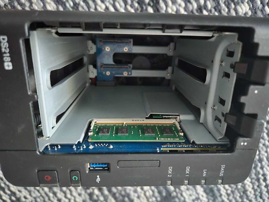 NAS Synology DS218+ upgrade ram 4GB (cu optiune de HDD-uri)