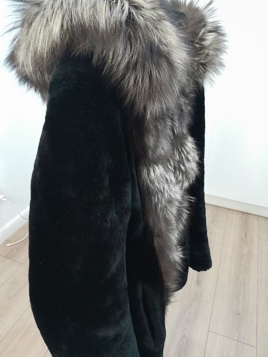 Продам Шуба чернобурка