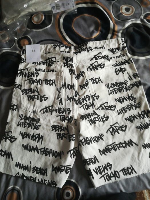 Blugi bershka noi