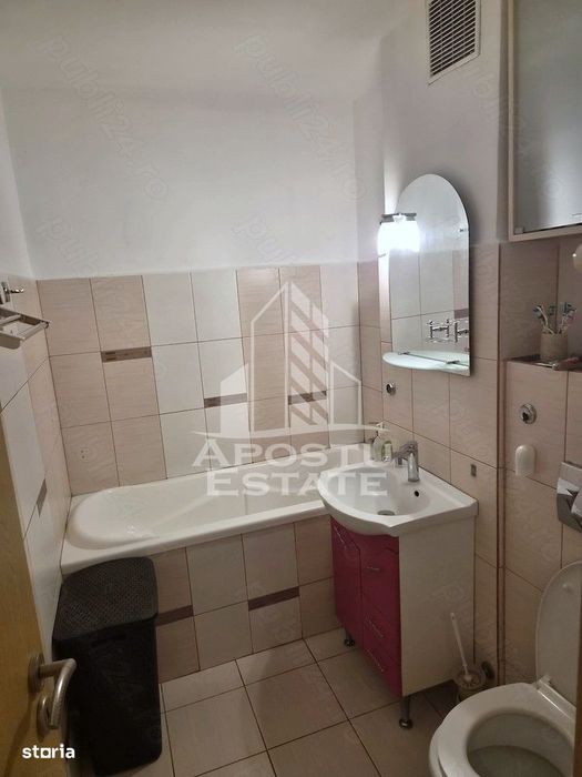 Apartament 2 camere de închiriat ,decomandat,zona Girocului