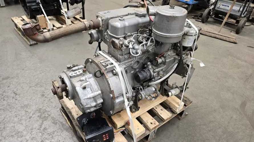 Motor complet miniexcavator Mitsubishi K4E - Piese motor Mitsubishi