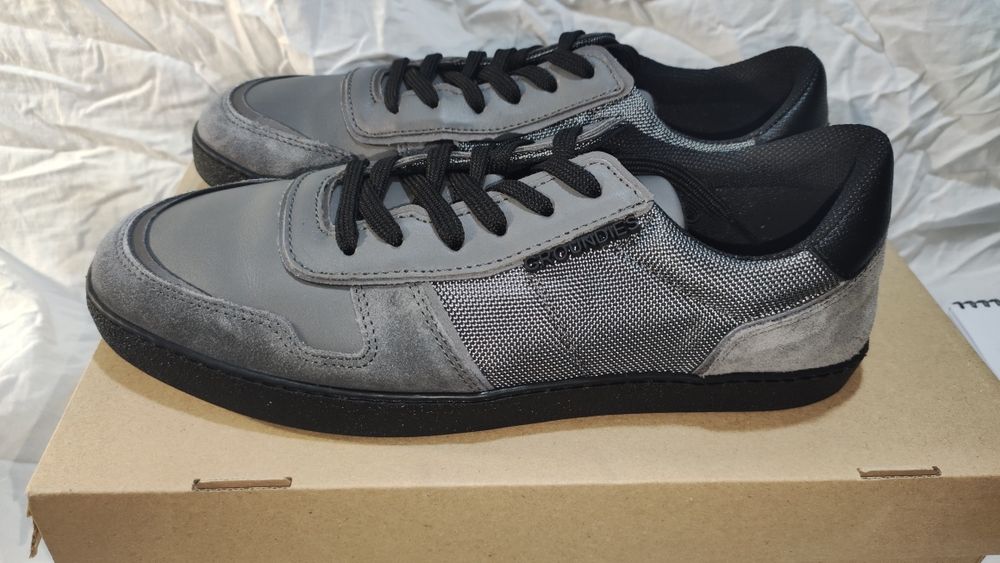 Удобни мъжки сникърси Groundies №43