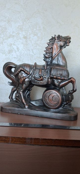 Интерьерные статуэтки Коней.