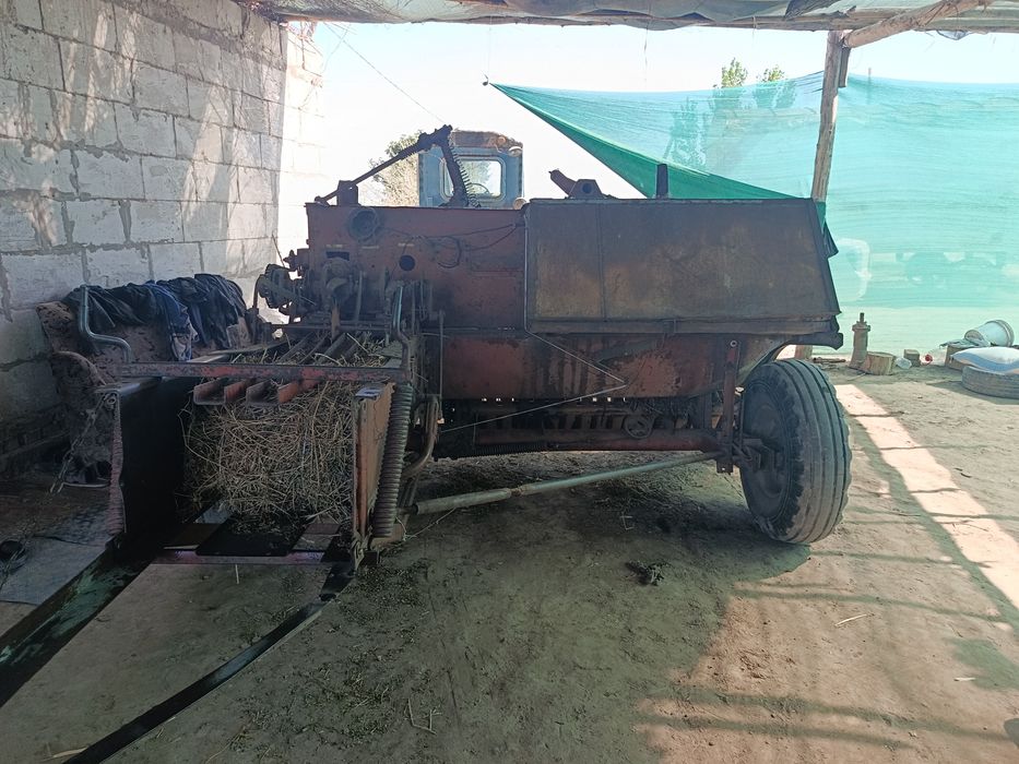 Пресс подборшик киргиз