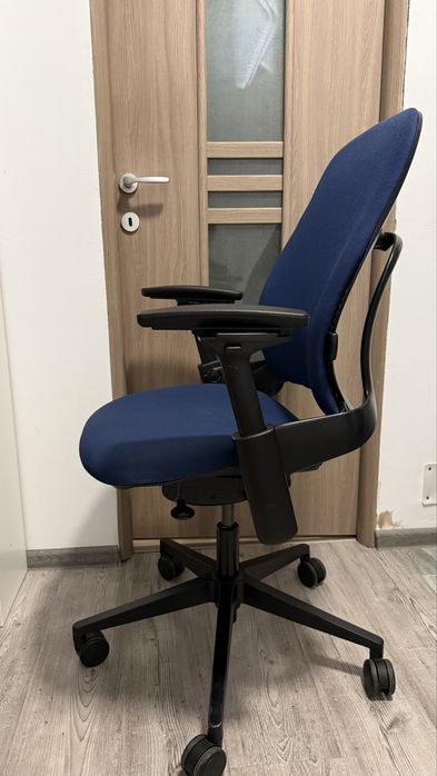 Scaun de birou Steelcase Leap V2