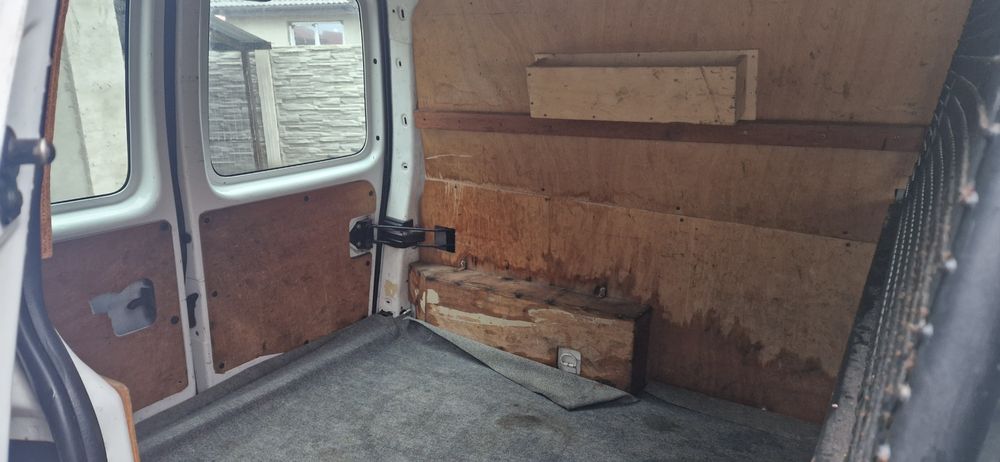 Citroen berlingo fără schimburi sau variante