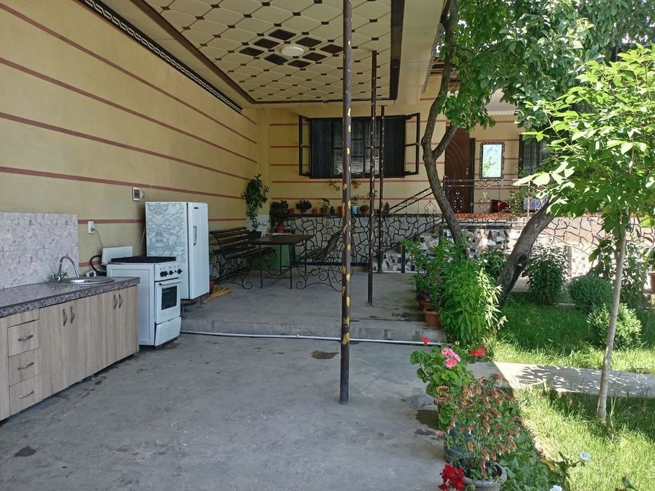 Дача Сотилади (Dacha Sotiladi) Bo'stonliq tumani (Sijjak qishlog'i)