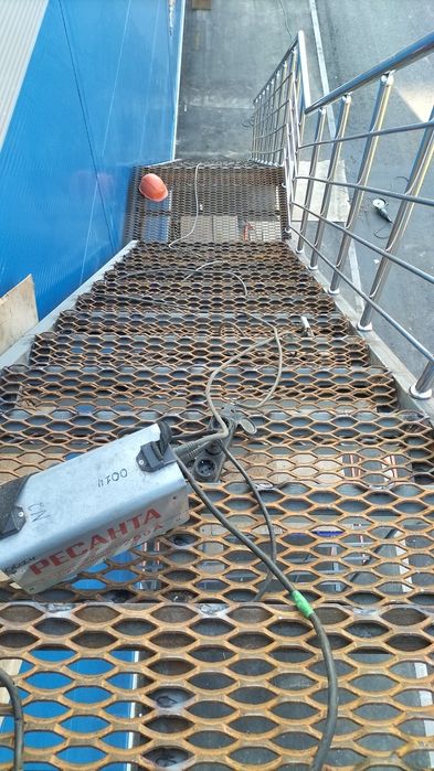 Сварщик хизмати.