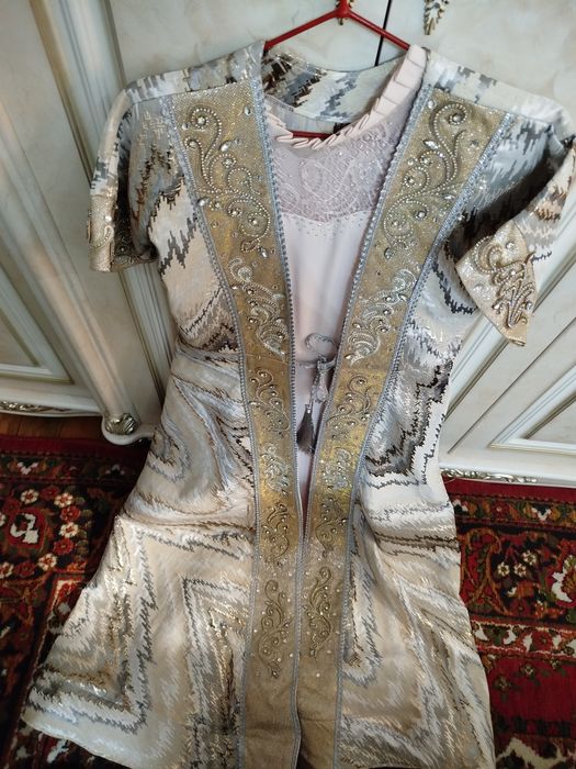 Kiyim kechaklar ayollar