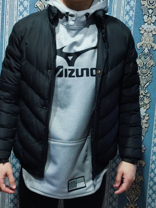 Продам куртку осеннюю