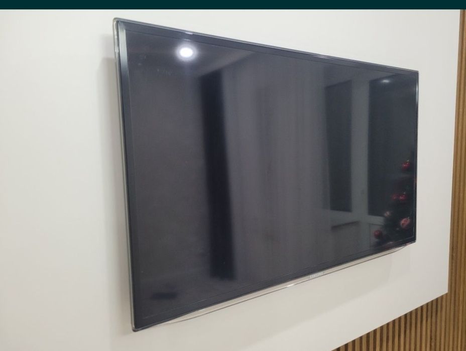 Продам телевизор самсунг