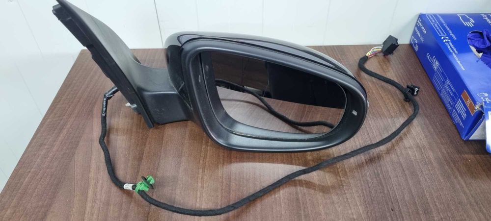 Oglinda dreapta VW Golf 6 Hatchback  de  europa volan stanga