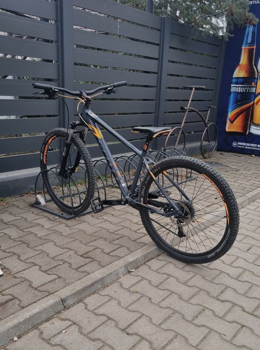 Vând Bicicleta Scott