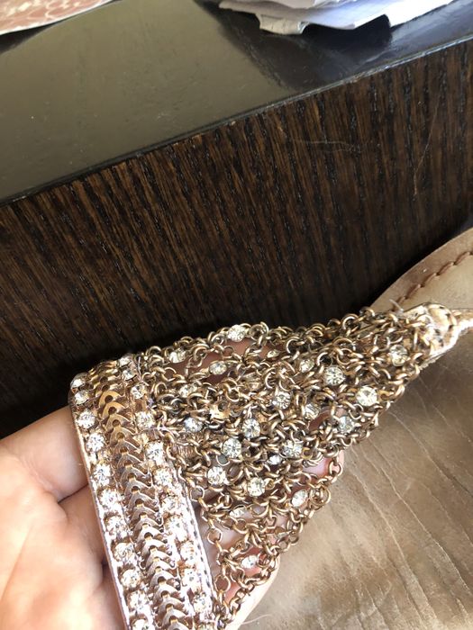 Дамски сандали с камъни