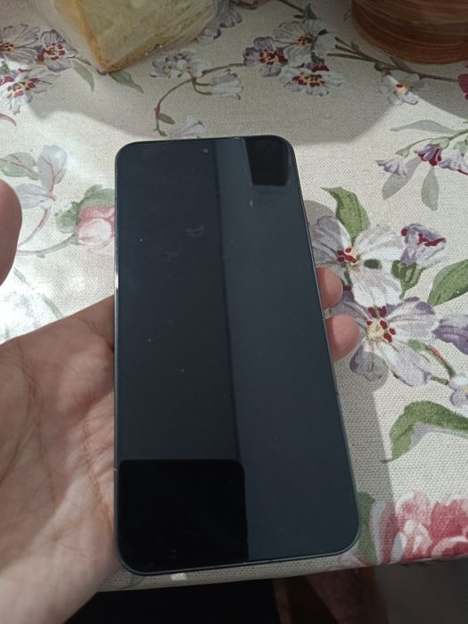 Xiaomi 13 продам или обмен