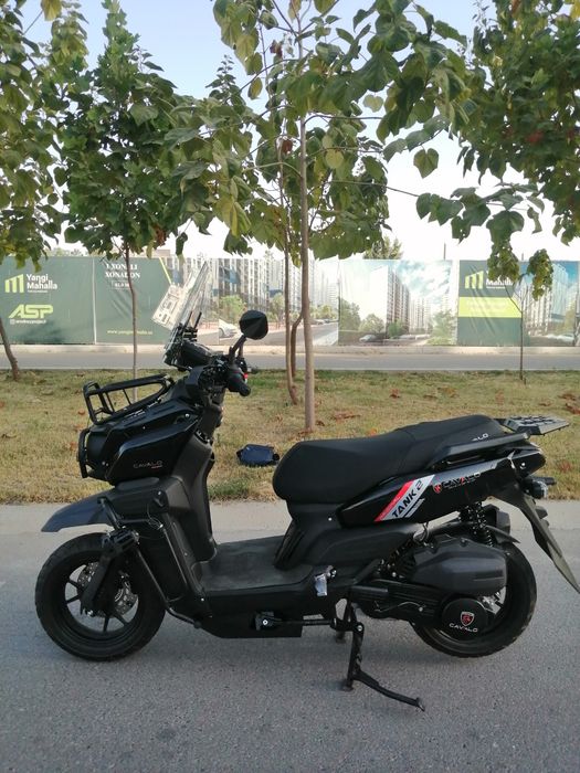 Skuter TANK 2 sotiladi