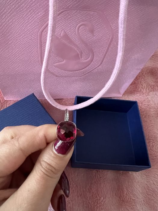 Чисто нови обеци - Сваровски