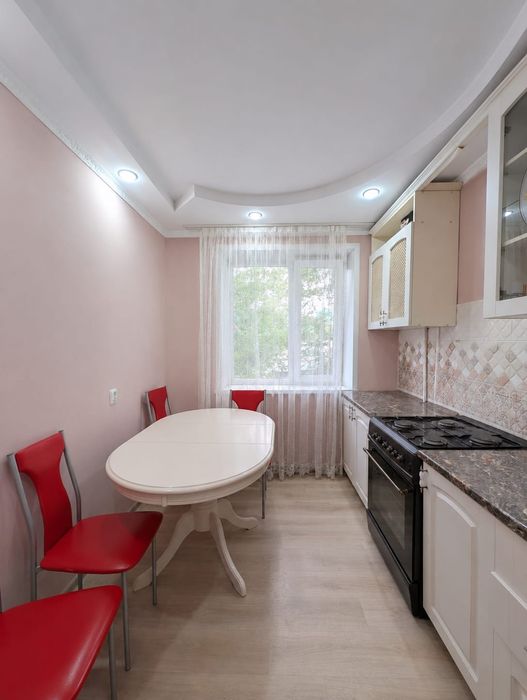 Продам 3 ком квартиру в 6 мкр