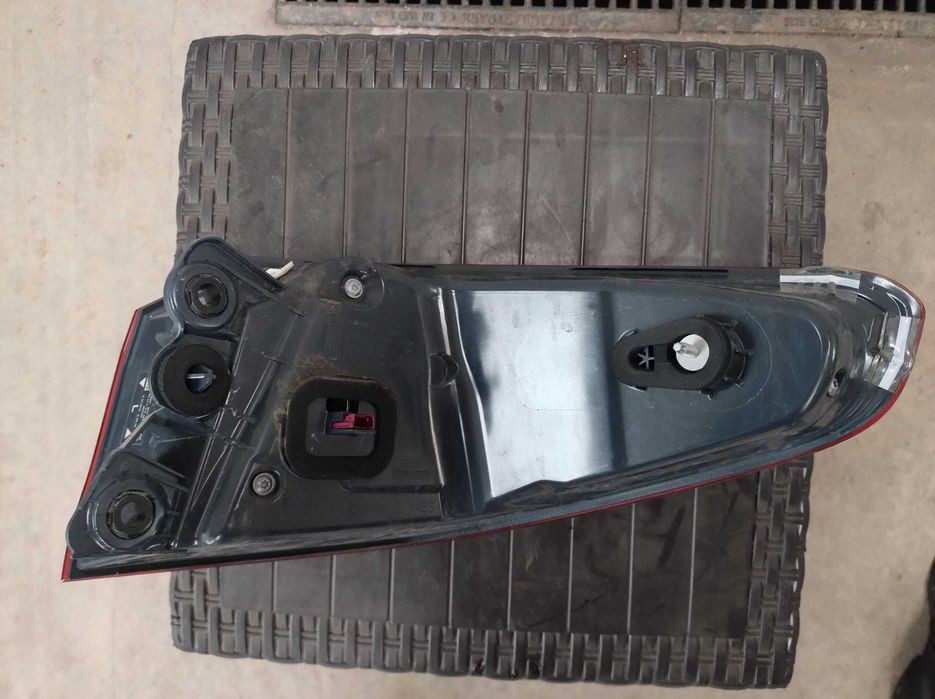 Stopuri Lampa  Tripla Dreapta Portbagaj hayon BMW G30