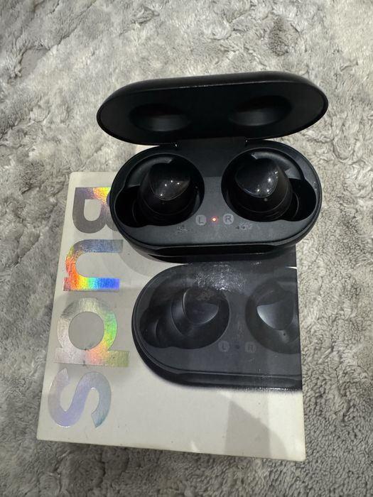 Наушники Samsung Galaxy Buds