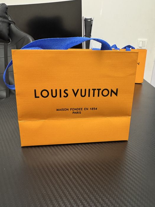 Curea Louis Vuitton Lv