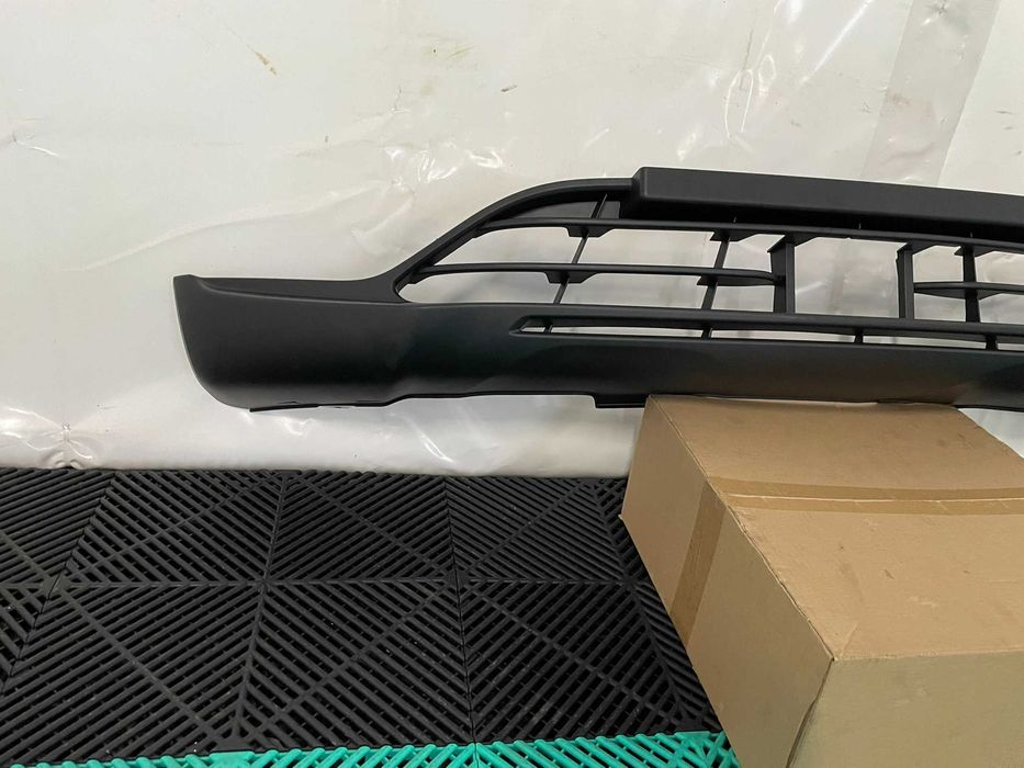 Grila spoiler inferior bara fata Dacia Spring distronic nou original