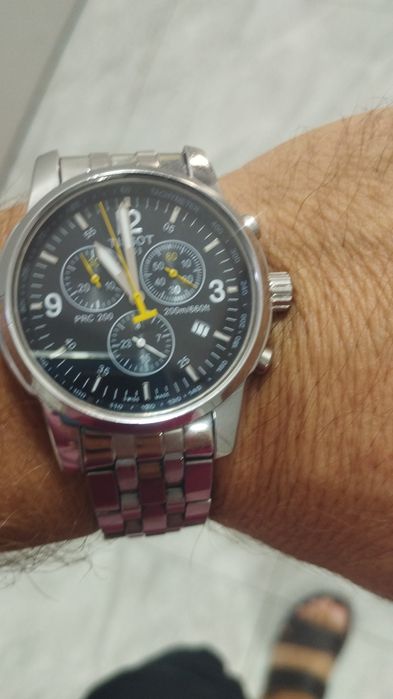 Продам часы Tissot