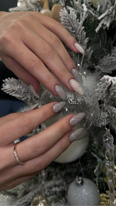 Новогодняя акция на маникюр и педикюр