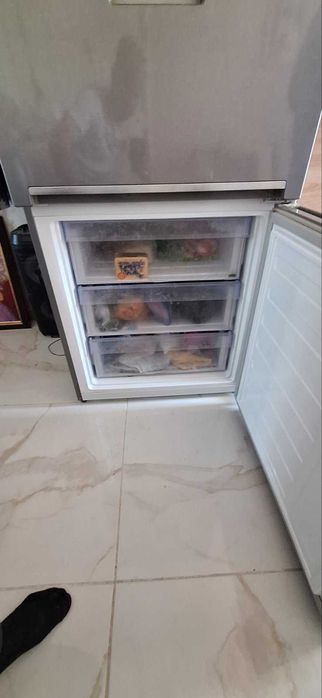 Хладилник BEKO работещ