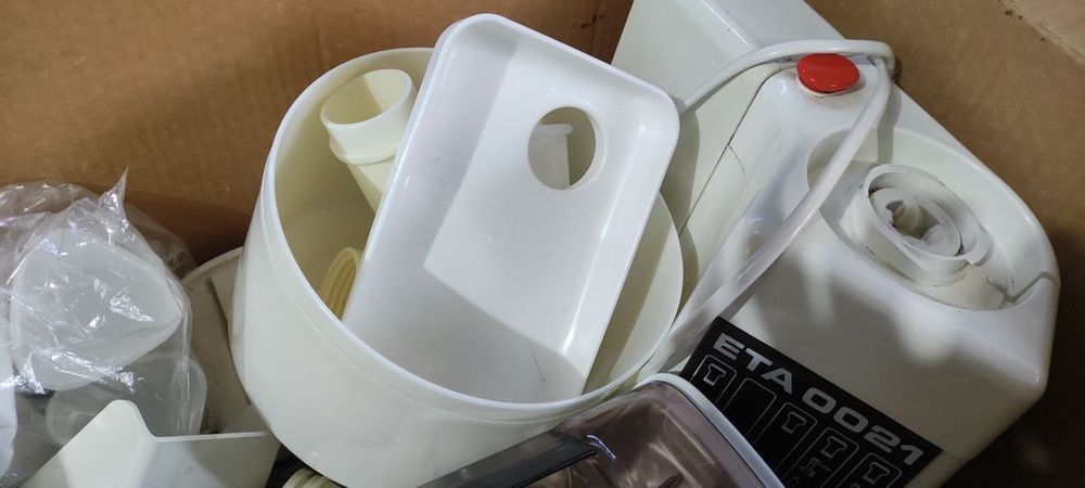 Кухонный комбайн ETA 0021